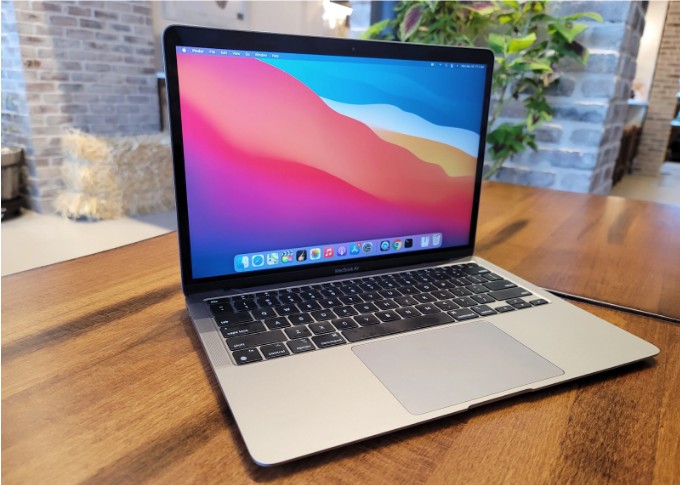 MacBook Air
