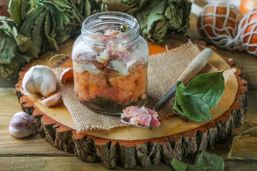 Приготовление мясных консервов